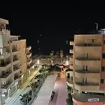 Yacht Marina 公寓